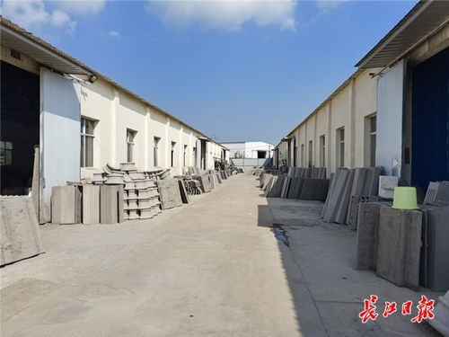 一條路圍而不修,一條路修好未通,工業(yè)園運(yùn)輸不便致建材廠停產(chǎn)
